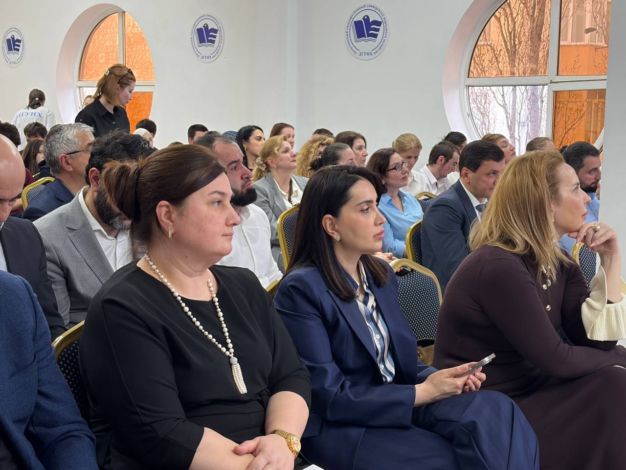 Круглый стол по направлению «Развитие туризма» в рамках отчетного форума по реализации Народной программы Партии «Единая Россия» в Республике Дагестан начал работу в Махачкале.